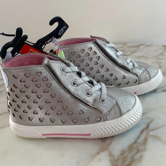 Wonder Nation Toddler Girl Heart High Top Velcro Sneaker - NWT - Picture 1 of 6